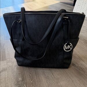 Michael Kors Jet Set Black Tote Bag